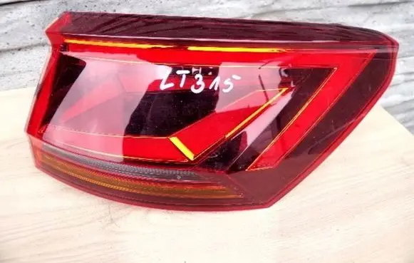 Volkswagen Touareg III Rear/tail lights