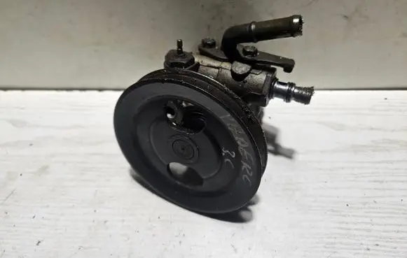 Mitsubishi Pajero Power steering pump 35288