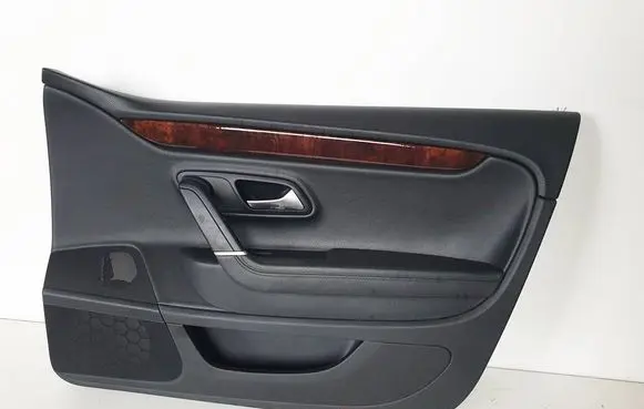 Volkswagen PASSAT CC Front door card panel trim