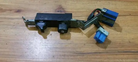 Nissan Primera Electric window control switch 2540162j00 ts4-091lh