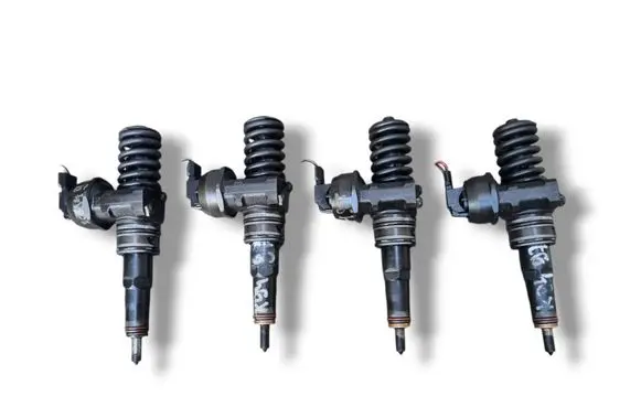 Fuel injector