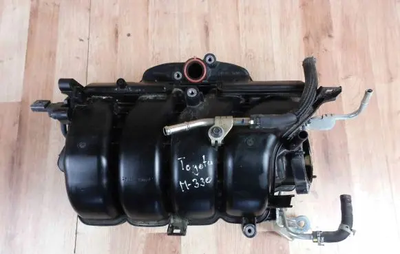 Toyota RAV 4 (XA50) Intake manifold 1710125110