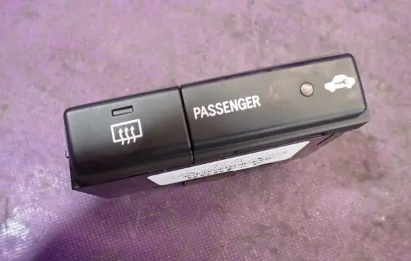 Toyota Avensis T250 Windscreen/window heater switch 8479006130