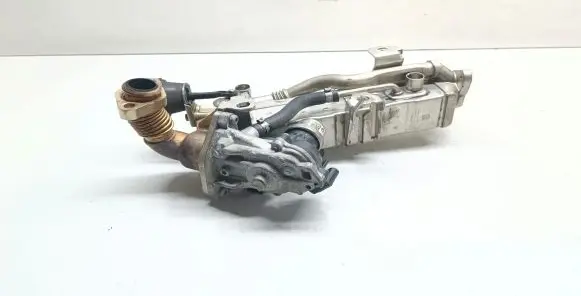 BMW 4 F32 F33 EGR valve cooler 8513691