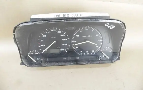 Volkswagen Golf III Speedometer (instrument cluster) 1H6919033B