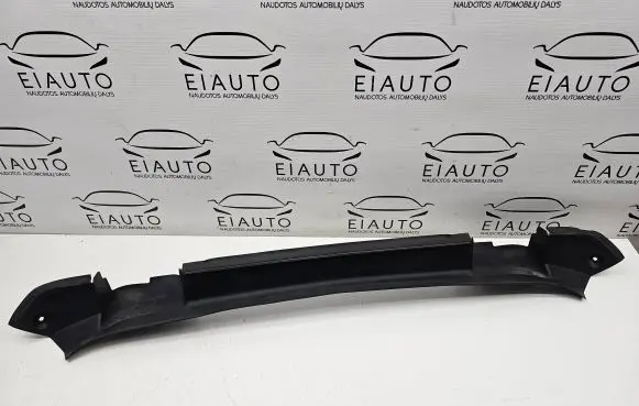 Mercedes-Benz GL X166 Other trunk/boot trim element A1666900064 18564321