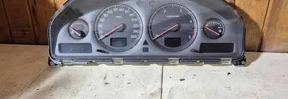 Volvo S60 Speedometer (instrument cluster) 9459821 0586367 8637996