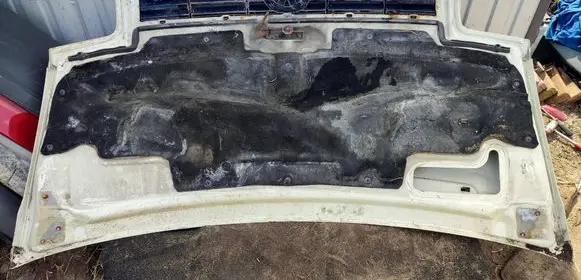Volkswagen II LT Engine bonnet/hood sound/heat insulation 