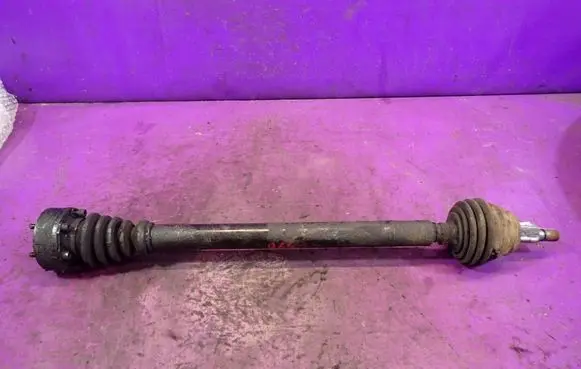 Skoda Octavia Mk2 (1Z) Front driveshaft 