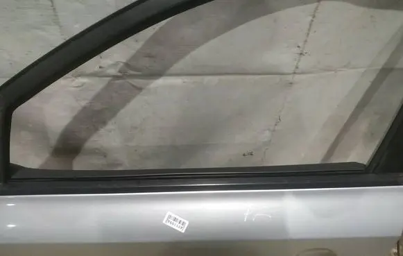 KIA Ceed Front door glass trim molding 