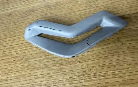 Volvo XC90 Seat belt trim 13550