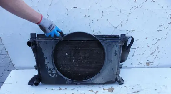 Volkswagen II LT Coolant radiator CHODNICA