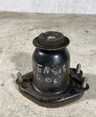 Toyota Avensis T250 Rear coil spring rubber mount 