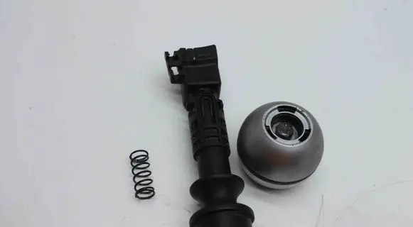 Jeep Renegade Gear lever shifter trim leather/knob 03018520001