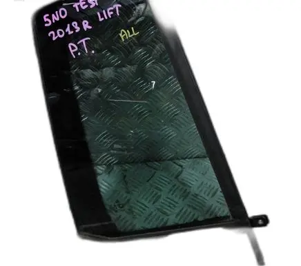 Volkswagen Tiguan Sliding door window/glass 