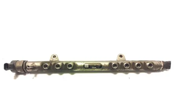 Volvo XC60 Fuel main line pipe 30777759 000873 009833L3