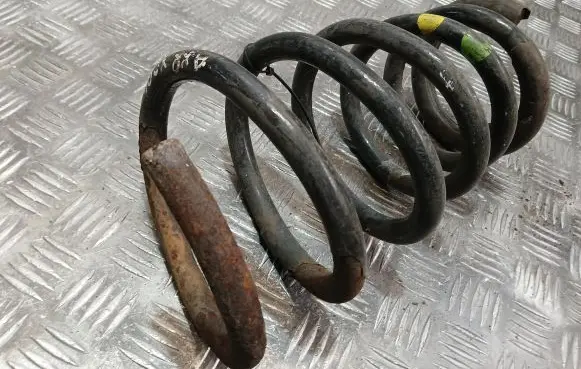 Volvo XC90 Rear coil spring