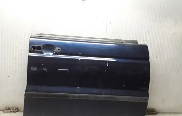 Land Rover Discovery Front door
