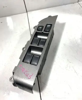 Nissan X-Trail T30 Electric window control switch 80960EQ3000X