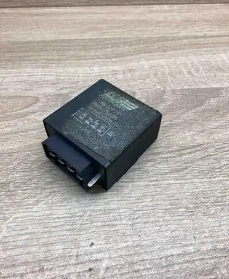 Mercedes-Benz E W211 Other relay 58207001 PROFLASH