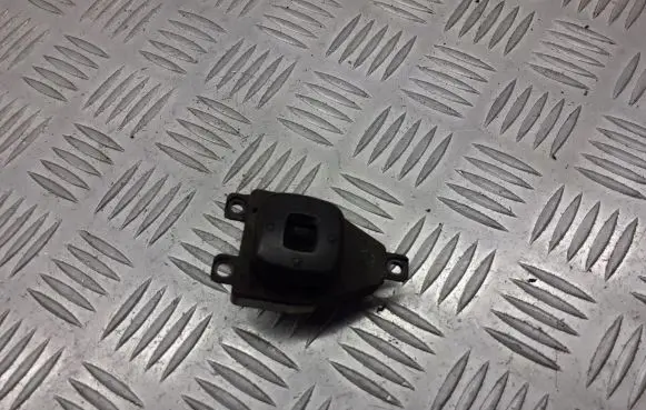 Mazda 3 I Wing mirror switch BJOE66600