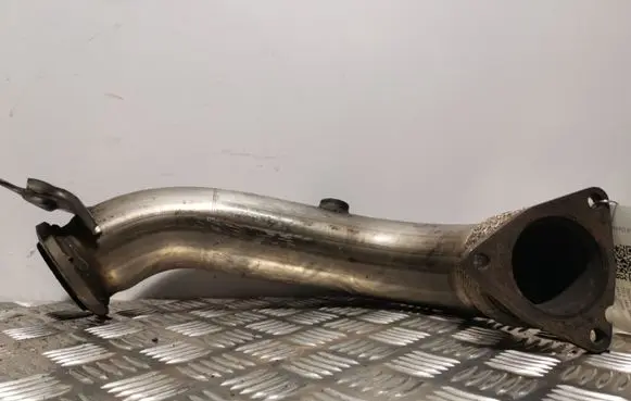 Jeep Grand Cherokee Muffler pipe connector clamp 