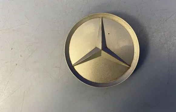 Mercedes-Benz C W203 Original wheel cap 2014010225