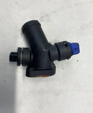 Volkswagen Transporter - Caravelle T4 Engine coolant pipe/hose 074121132