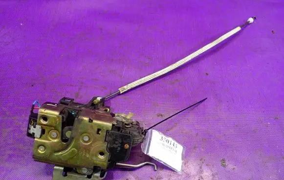 Audi A6 S6 C5 4B Front door lock