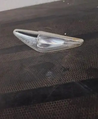 BMW X5 E70 Front fender indicator light 7171007