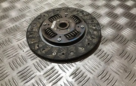 Mitsubishi L200 Clutch pressure plate 1862862002