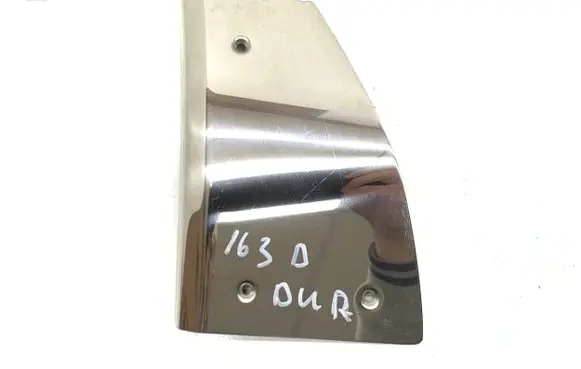 Mercedes-Benz E A207 Front door trim (molding) A2077220228