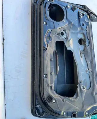 Door (2 Door Coupe)