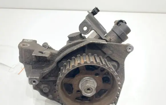 Fuel injection high pressure pump