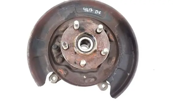 Subaru Legacy Rear wheel hub