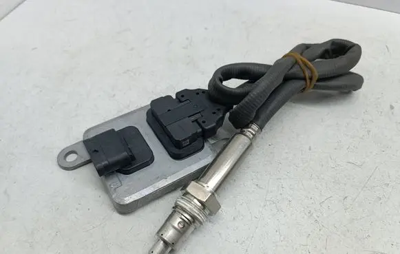 Mercedes-Benz GLC X253 C253 Lambda probe sensor A0009058611 0009058611 AAA9174070000