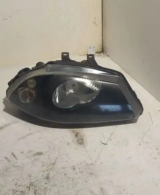 Seat Ibiza II (6k) Headlight/headlamp 6L194102B