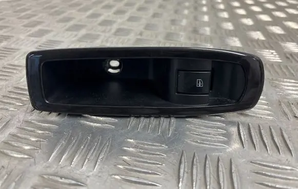 Renault Koleos I Electric window control switch 82961