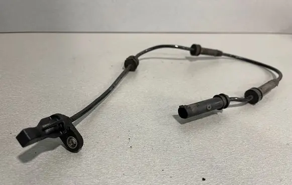 BMW 4 F32 F33 ABS brake wheel speed sensor 6791223