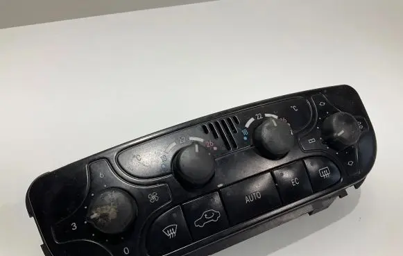 Mercedes-Benz C W203 Climate control unit A2038300785 9140010479 C111583