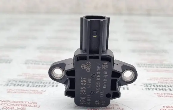 Seat Exeo (3R) Airbag deployment crash/impact sensor 8P0955557