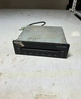 Volkswagen PASSAT B5.5 CD/DVD changer 3B7035110