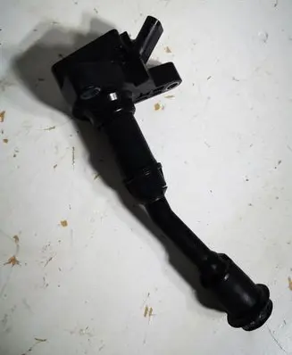 Ford Fusion II High voltage ignition coil DS7G12A366BB
