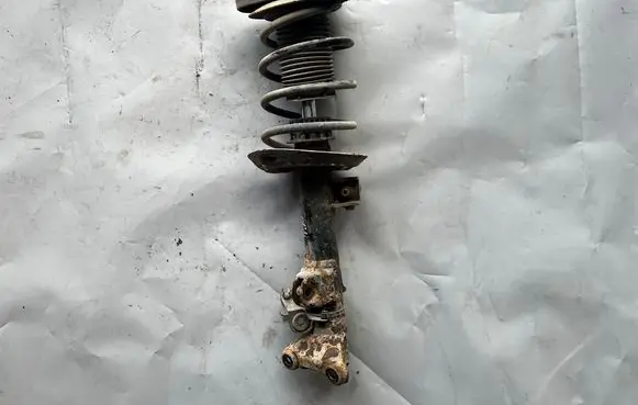 Mercedes-Benz E W212 Front shock absorber with coil spring A2123230020