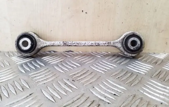 Volkswagen Touareg I Front control arm