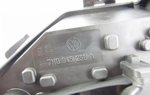 Tail light part