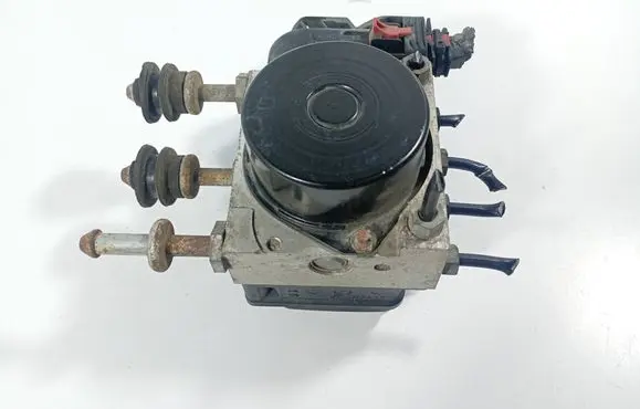 Skoda Fabia Mk2 (5J) ABS Pump 6R0907379S 0001 6R0907379AB