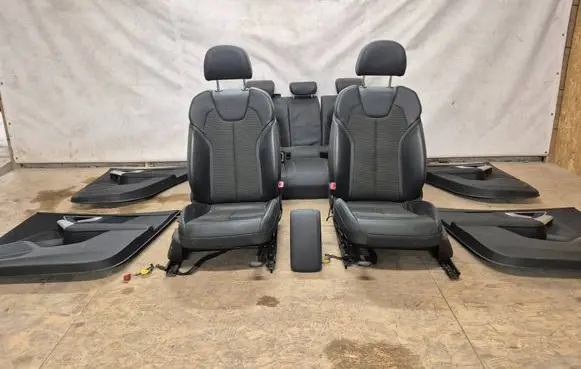 Audi Q2 - Seat and door cards trim set 