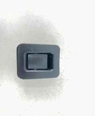 Mercedes-Benz ML W164 ISOFIX cover A1649245737 A1649240937