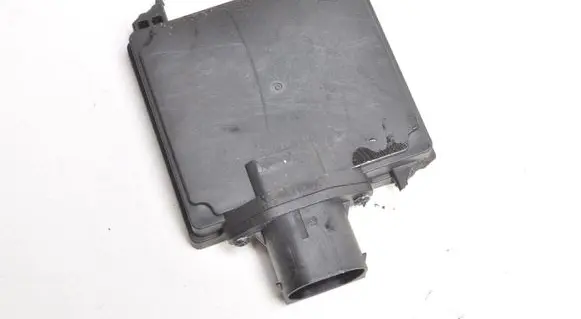 KIA Ceed ACC Distronic radar sensor grill/trim 99110-J7700